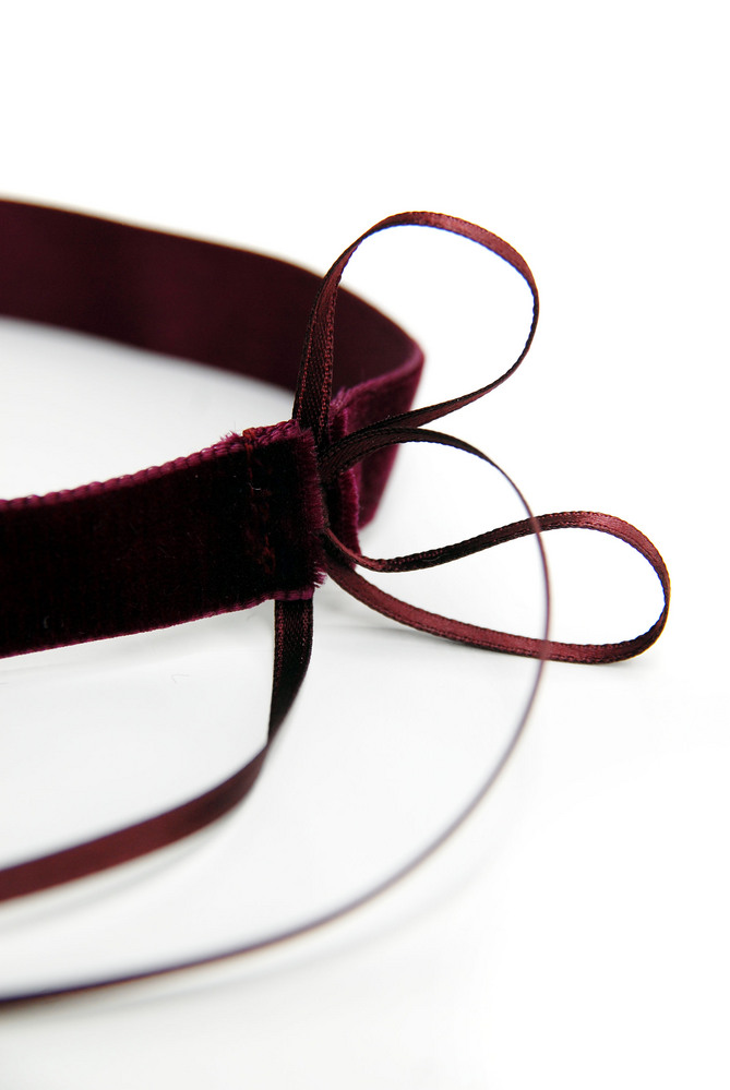 Burgundy velvet choker  