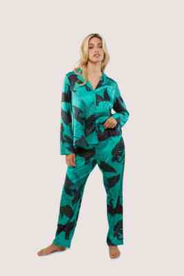 / Green Panther Print Satin Pyjama Set