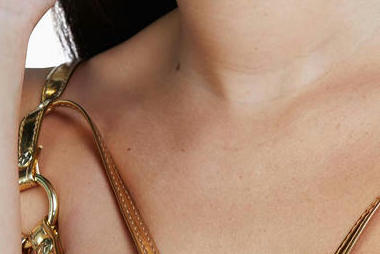 Gold chain detail nipple pasties 