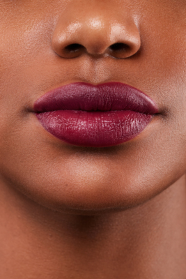 / Dark Berry Red Klaw Moisturising High Pigment Satin Lipstick