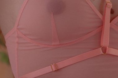 The Louise Harness in Peach 