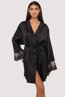 / Eleanor Black Robe
