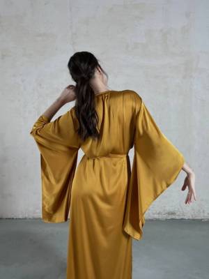 / Kimono Sleeves Silk Long Robe gold
